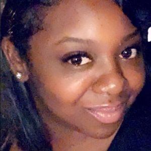 Meet your Posher, Loreal